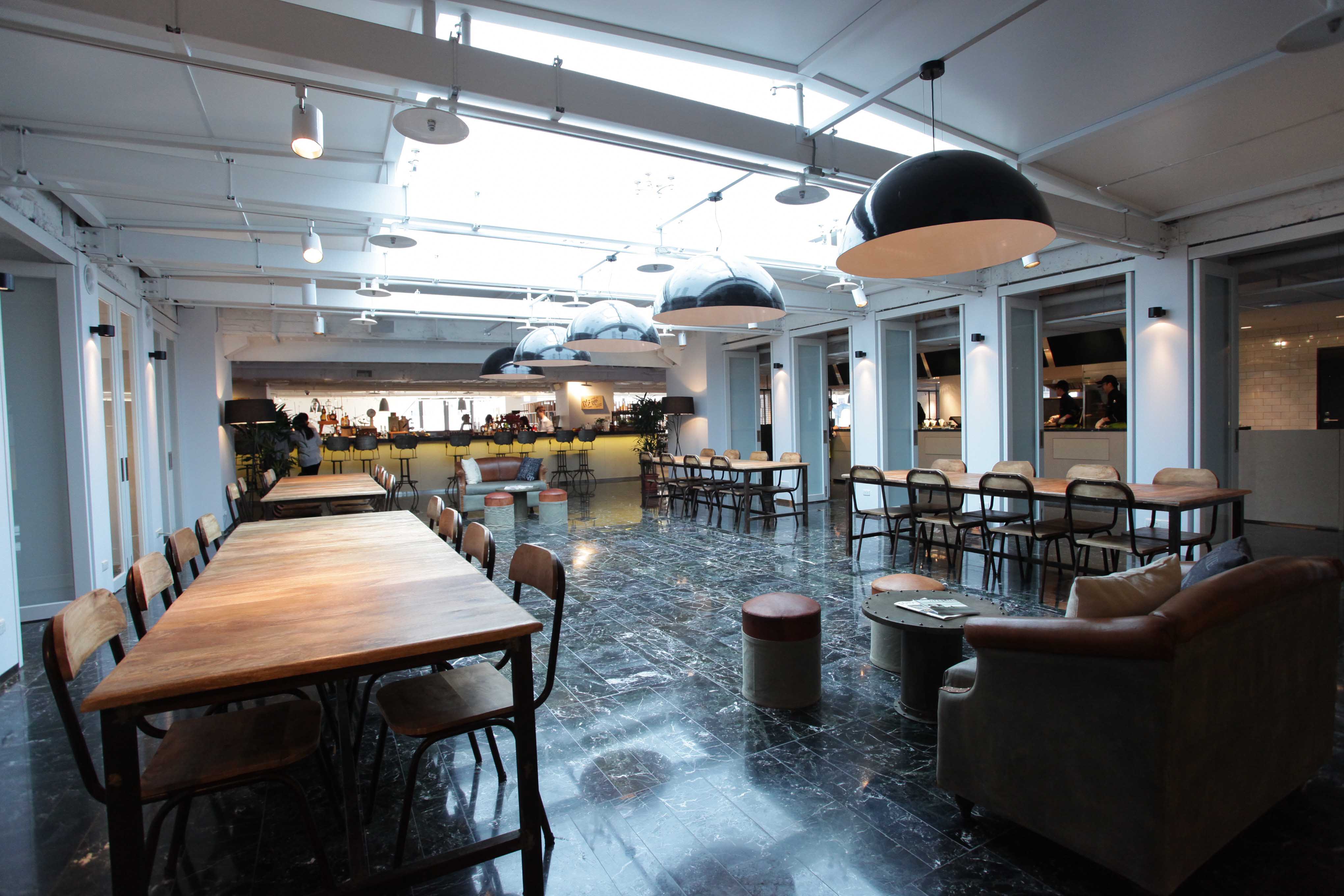 一個嶄新、創意無邊際、跳脫傳統規則的個性飯店,國賓